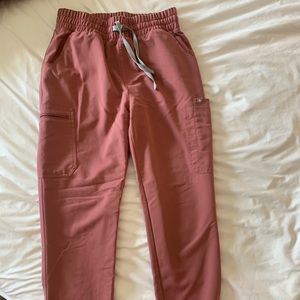 Small petite high waisted yola Mauve Figs scrubs